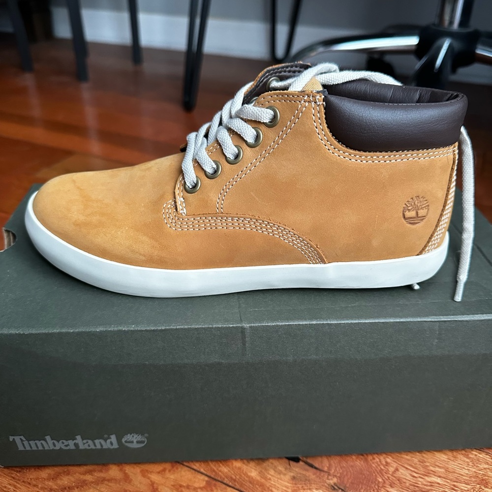 NEW Timberland‎ Dausette Chukka Wheat Nubuck Sneaker